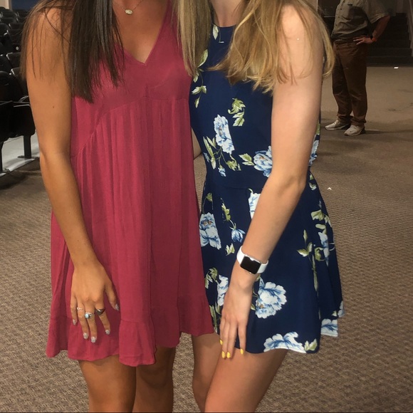 blue flower scattered romper - Picture 4 of 4